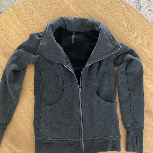 Lululemon sweatshirt - Picture 2 of 3